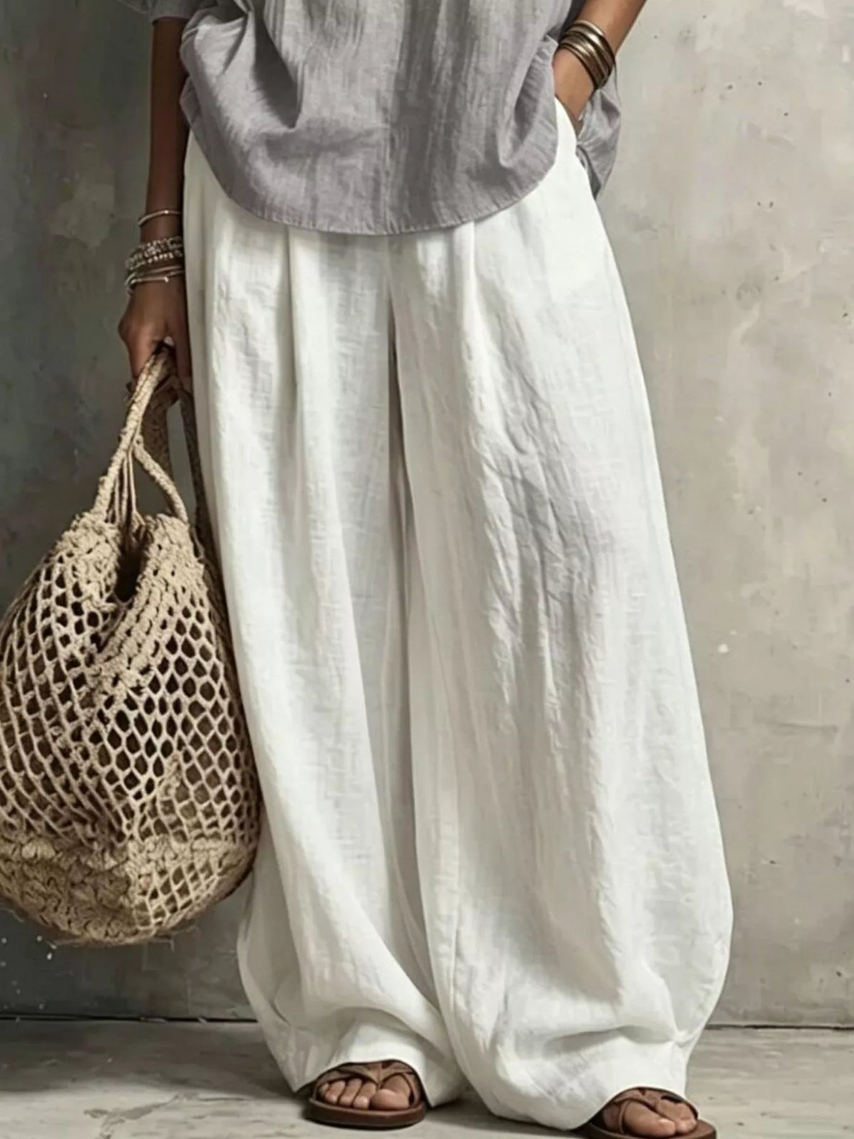 Conjunto Blusa com Gola Entalhada e Calças Wide-Leg