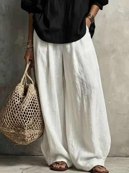Conjunto Blusa com Gola Entalhada e Calças Wide-Leg
