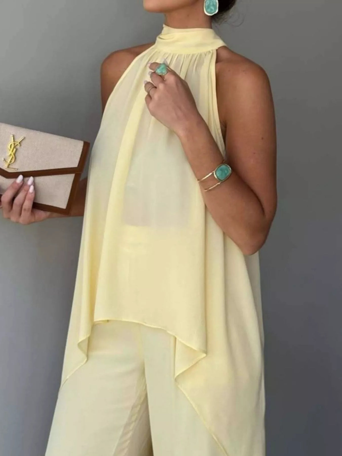 Conjunto Top Assimétrico