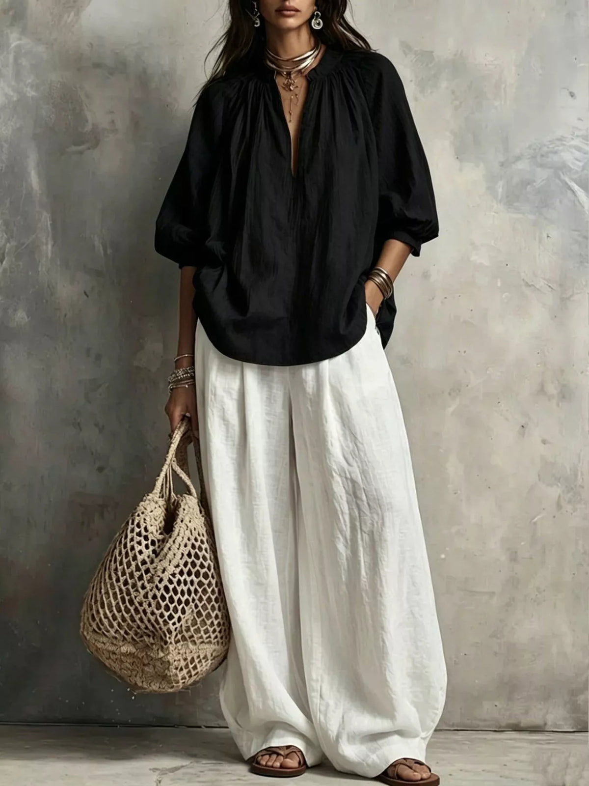 Conjunto Blusa com Gola Entalhada e Calças Wide-Leg