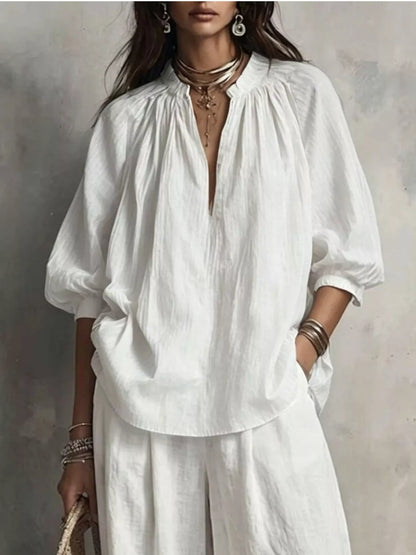 Conjunto Blusa com Gola Entalhada e Calças Wide-Leg