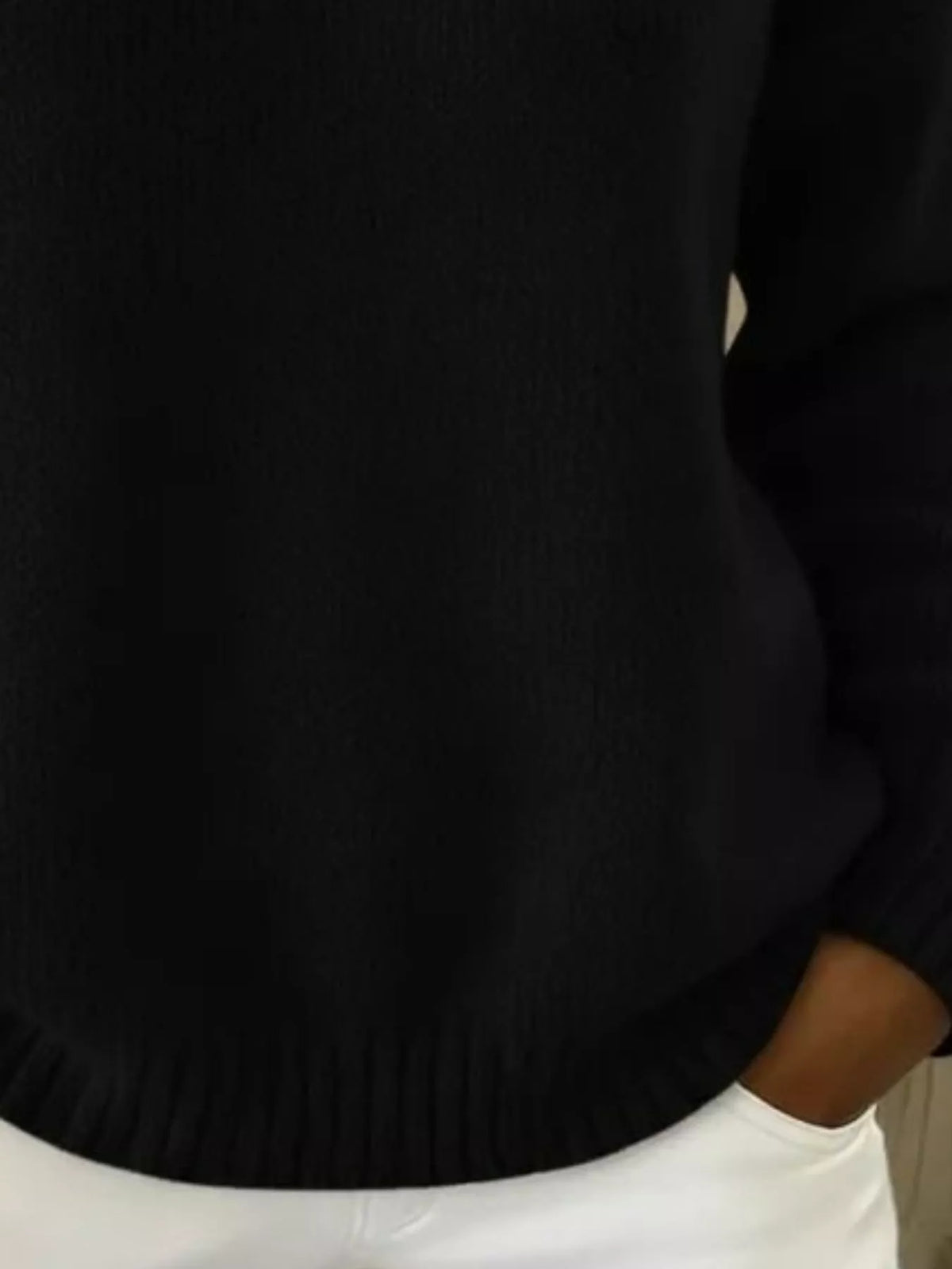 Comfort and Style with Our Camisola 