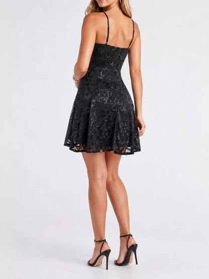Vestido Mini com Lantejoulas